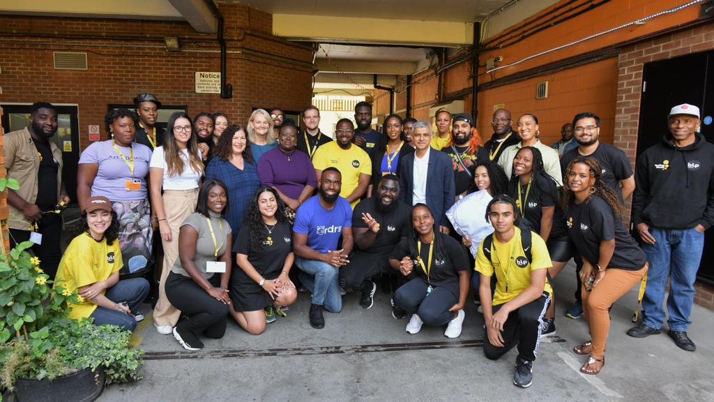 Business Launchpad tweet media