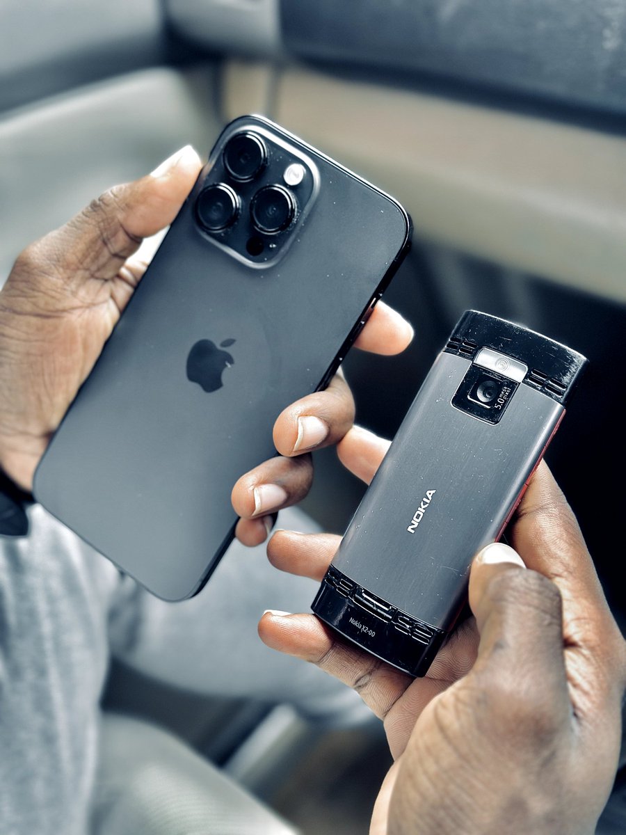 AnknownProsper's tweet photo. Put money on my Nokia am using iPhone for selfies 🤳”. See you in the battlefield tonight CEO team #ANKNOWN @cindysanyu @sheebahricherthisyear https://t.co/1WDJS9Mfh1