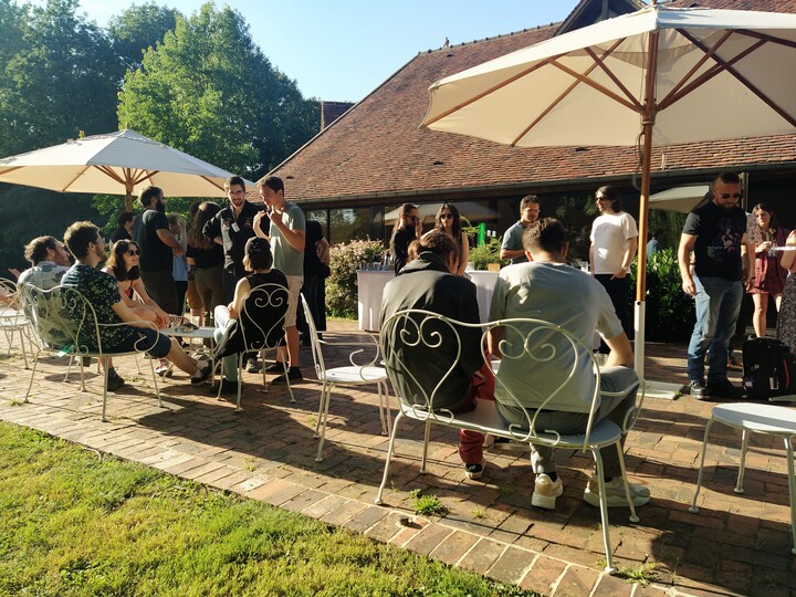 🌡️ #TEAMBUILDING 🌡️
Last week, Celsius Online reunited in the countryside for a two-day seminar!
Between reviewing the year and celebrating the studio's collective wins, the team demonstrated top-notch cohesion and some fine Kapla-building skills 🔥