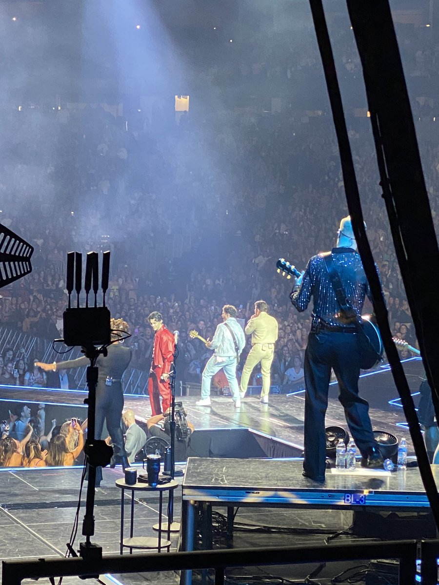 CourtDear's tweet photo. It only took me 17 years to get to this moment 😭 @jonasbrothers concert in Denver was everything I could have ever dreamed of! Thank you for one of the best nights of my life 🩵 #Jonasbrothersconcert #JoeJonas #kevinjonas #nickjonas https://t.co/m5J4seRC8i