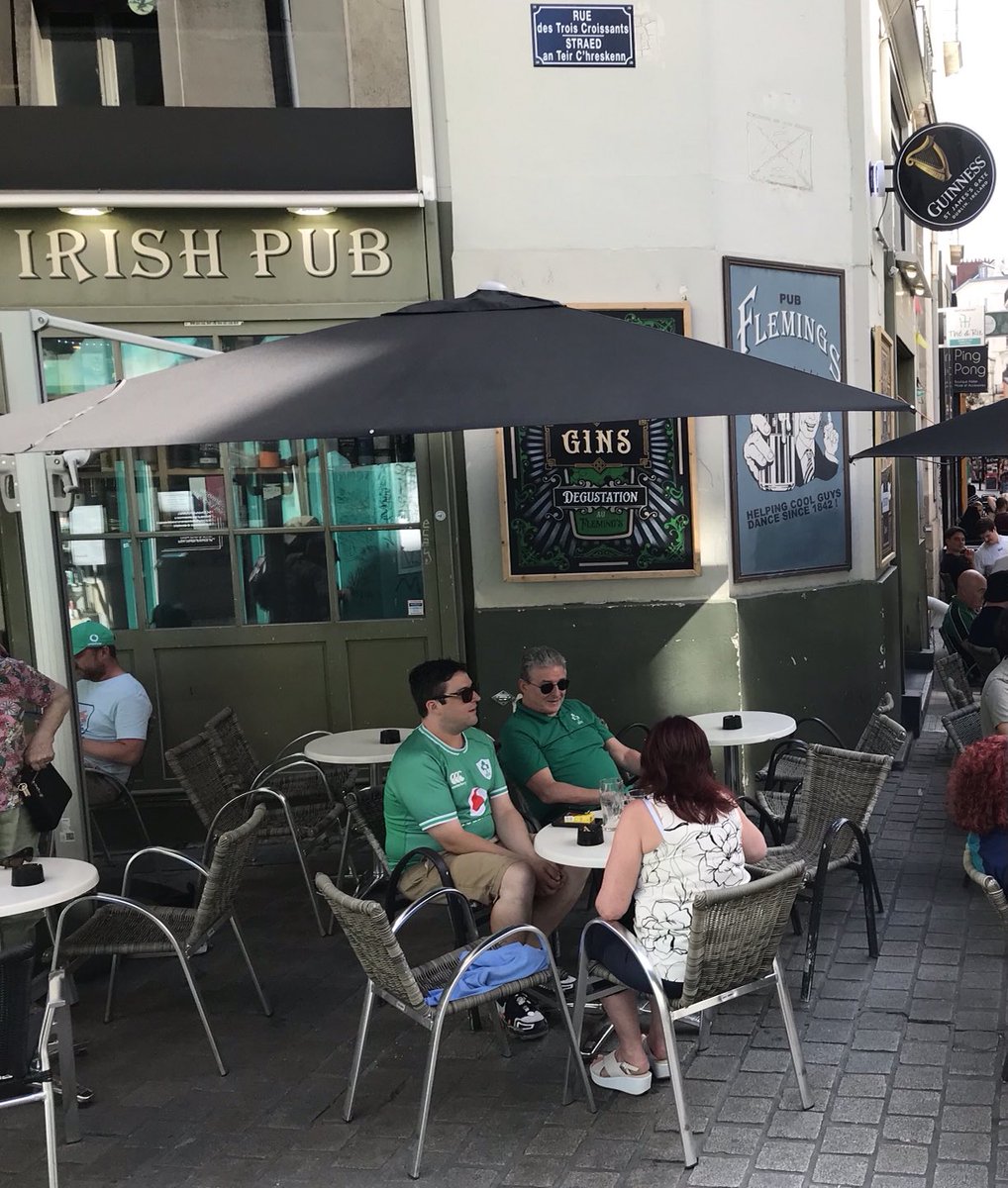 Qui a dit que les Irlandais ☘️ étaient chauvins ? 😄 #rugby #coupedumonde #Ireland #Nantes ⁦@F3PaysdelaLoire⁩