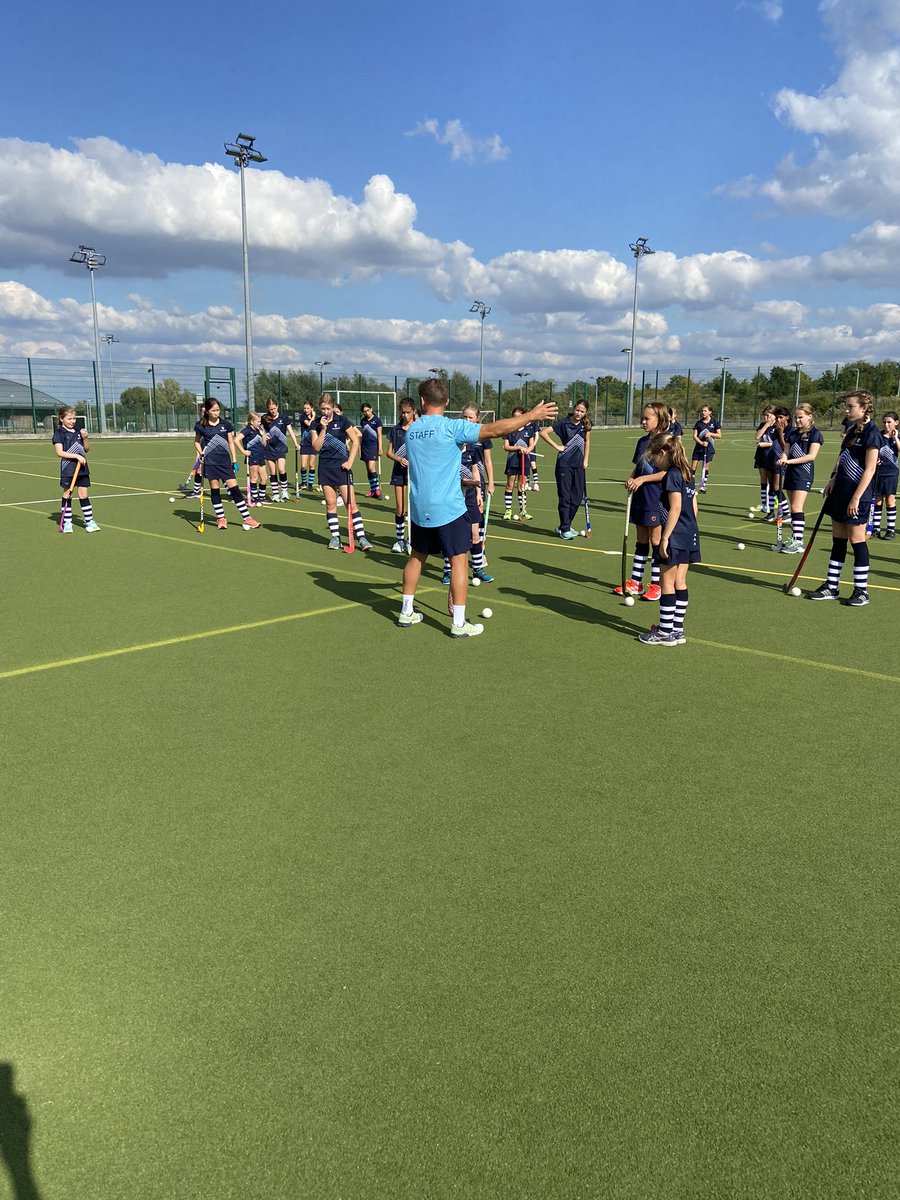 Tormead_Sport's tweet photo. Yr7 out enjoying their first games session - first up hockey #tormeadschool #tormeadsport #inthesunshine https://t.co/p2ycm7angq