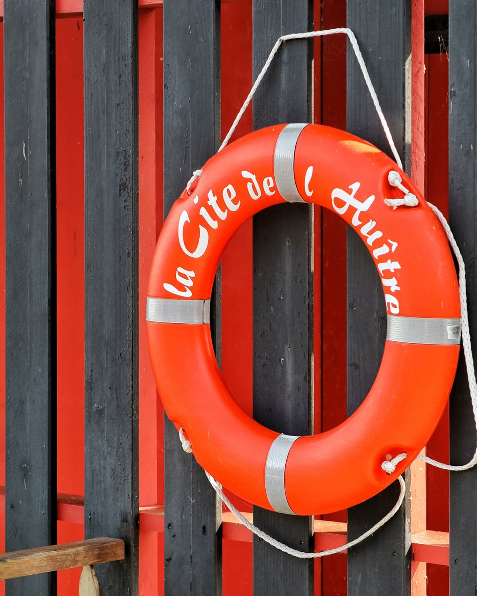 🔵 𝗣𝗔𝗧𝗥𝗜𝗠𝗢𝗜𝗡𝗘 𝗩𝗜𝗩𝗔𝗡𝗧 🦪 | Quoi de plus vivant qu'une huître et même qu'un marais ? 🐚

C'est ce que nous allons vous prouver ce week-end à l'occasion des #JourneesduPatrimpoine ! La Cité de l'huître vous ouvre ses portes 𝗴𝗿𝗮𝘁𝘂𝗶𝘁𝗲𝗺𝗲𝗻𝘁 ! 💙 #JEP2023