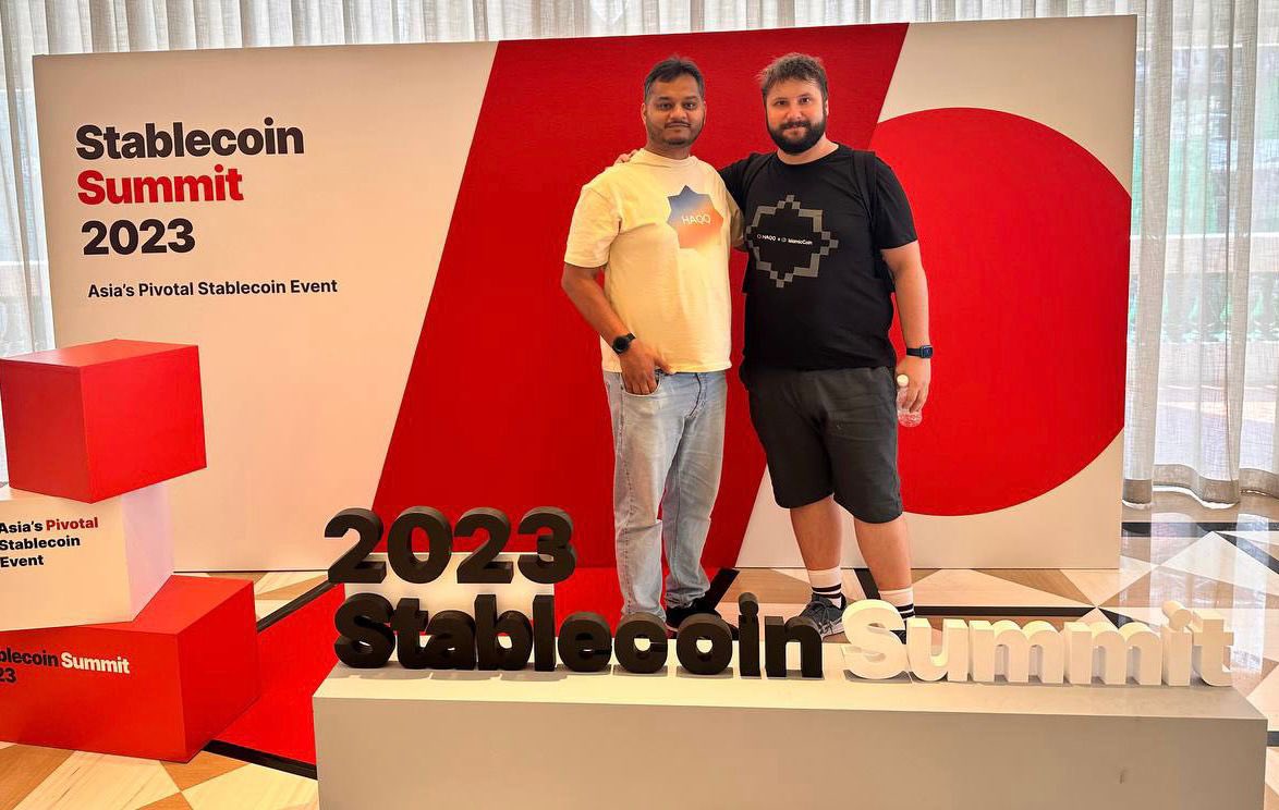 The_HaqqNetwork's tweet photo. Delighted to be invited to the Stable Coin summit 2023 in Singapore to discuss our work as #HaqqNetwork and @Islamic_Coin.
Exciting conversations with @Paxos, @circle and @Mastercard. Watch this space π https://t.co/BGj78ndsUK