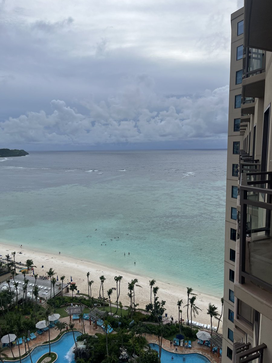 mitsu8329's tweet photo. 褒賞旅行、最高でした🥹改めて素敵な会社にいさせてもらえてるなと🥲💐マイルを贈って下さった方々、居ない間サポートしてくれた方々、一緒に行って楽しませてくれた方々に感謝して、明日からまた頑張っていきます❗️🥹もう充分楽しめたので、これからは私も、楽しんでおいで〜🥰と、送り出す側になる☺️ https://t.co/HOUld9gknA