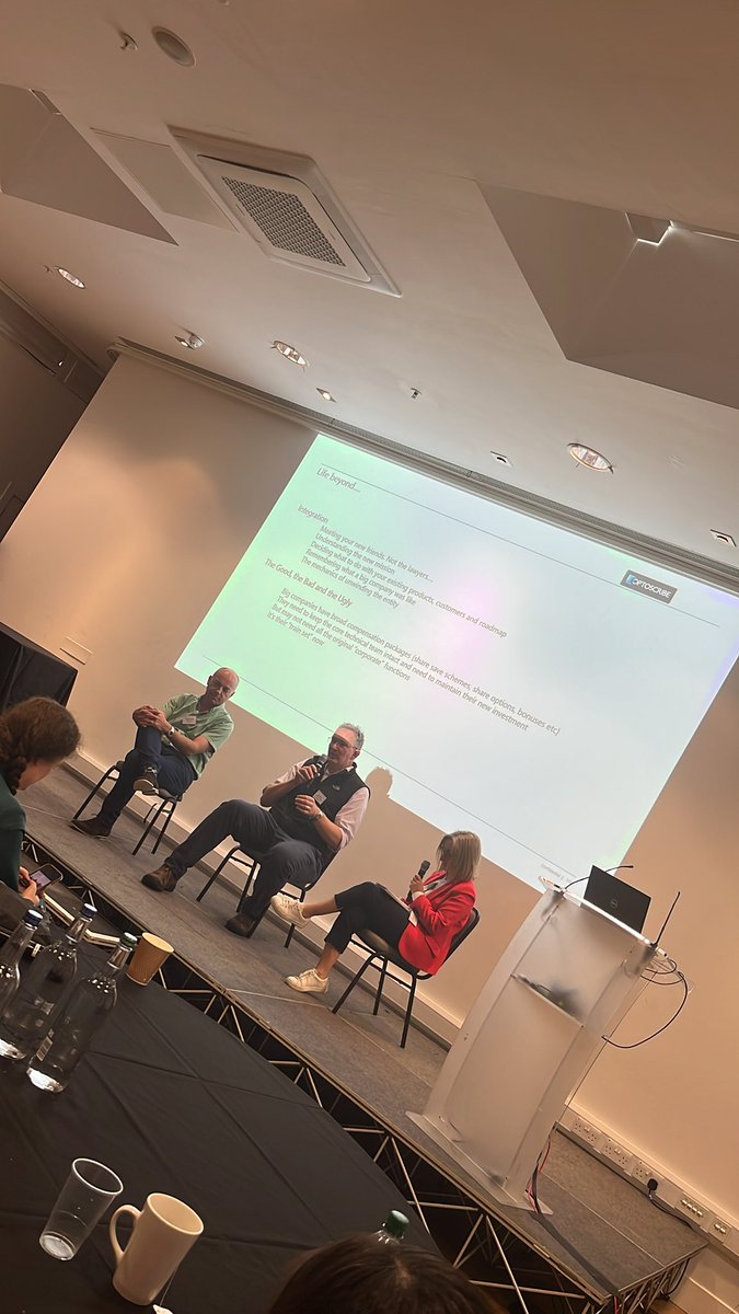 An interesting way to finish the day at <a href="/YCFscot/">Young Company Finance</a> conference hearing from <a href="/blackford/">Blackford</a> founder Ben Pander and <a href="/intel/">Intel</a> and Optoscribe VP of engineering Richard Childs. 

#startup #ycf2003