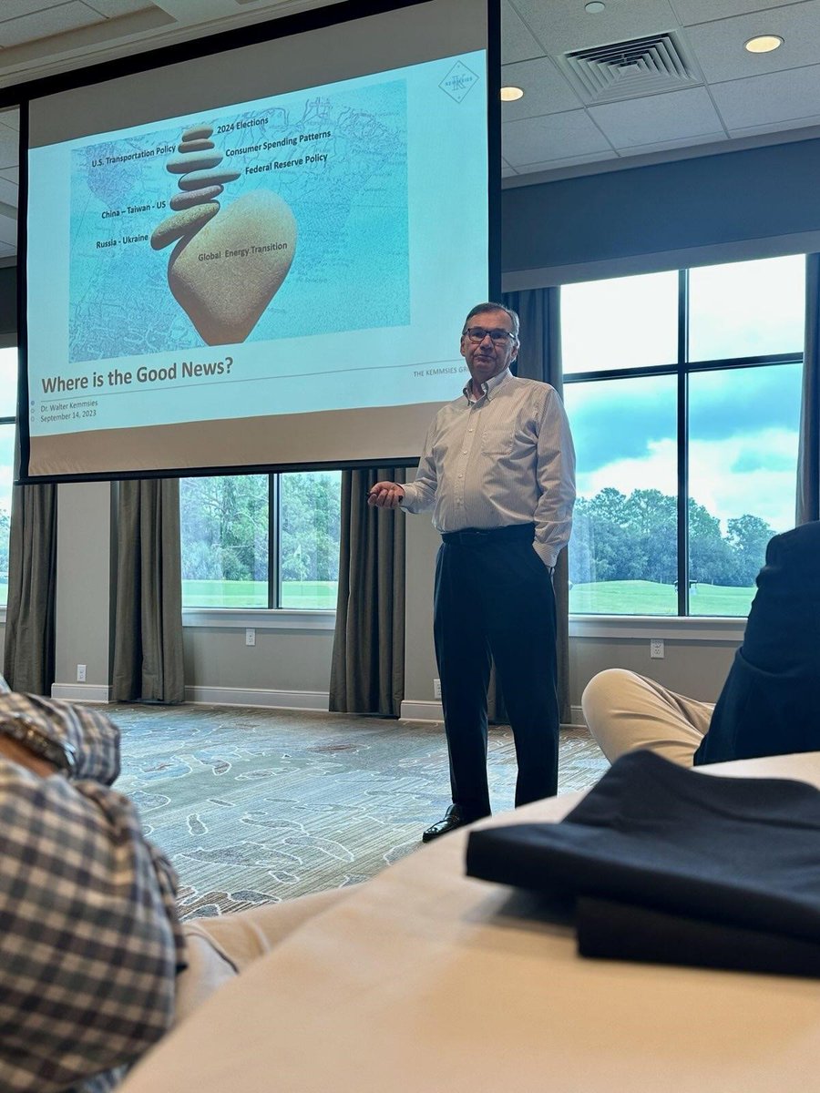 Yesterday's luncheon for NAIOP NEFL members was informative and engaging! We heard from Walter Kemmsies, who is viewed as one of the foremost experts on forecasting, ports, rail, and infrastructure in the U.S. The insights he provided on these topics and more were invaluable.