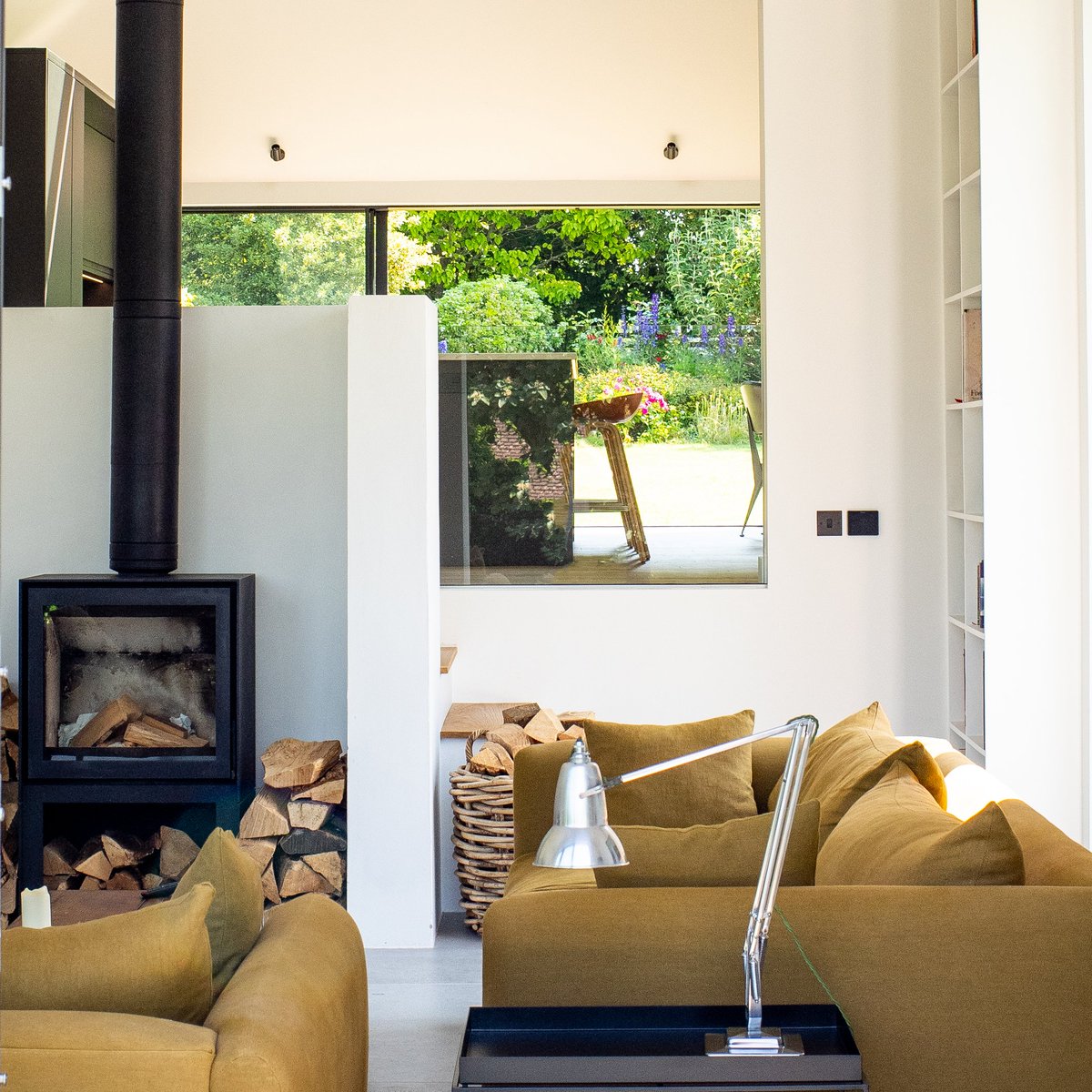 Lyons+Sleeman+Hoare tweet media