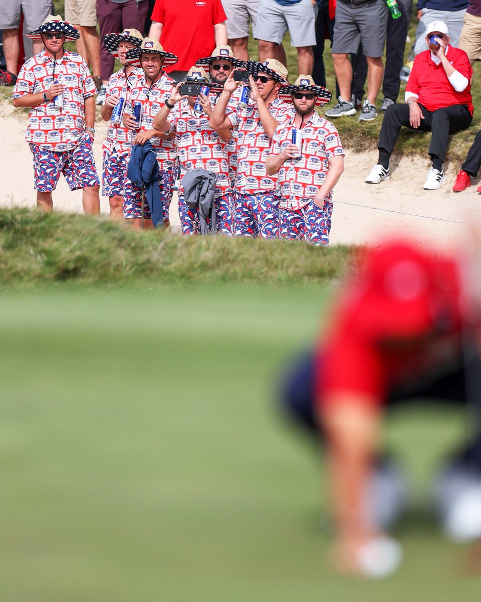 RyderCupUSA's tweet photo. Friendly reminder:✌ weeks left to perfect your Ryder Cup fit 🇺🇸🇺🇸🇺🇸 https://t.co/U2h7KrhgoV