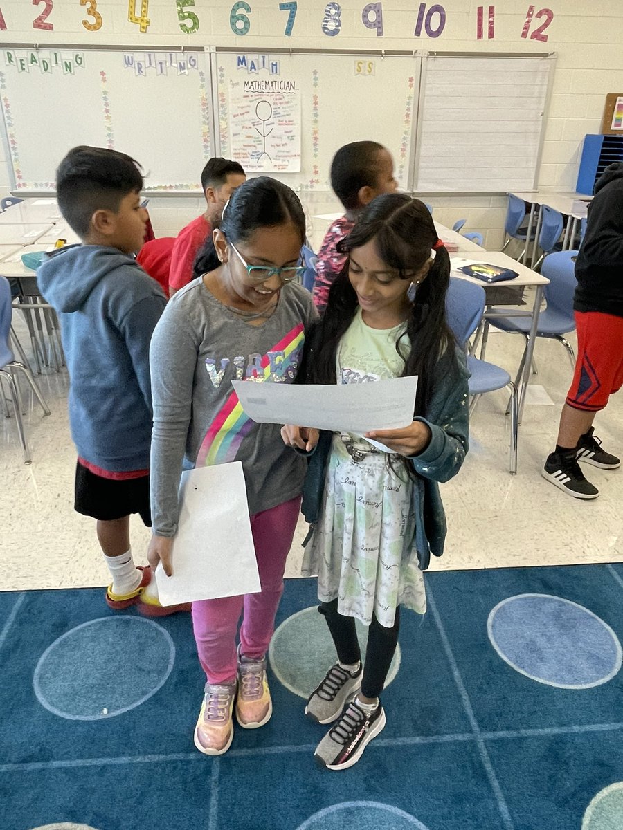 MrsJTweets2020's tweet photo. Fun morning with Miss Hosty’s Mustangs! They practiced CCT Visualization and drew detailed pictures of an animal that matched a poem. Students “saw” cats, wolves, skunks, dogs and more! @McNairUpperES @fcpsaap https://t.co/v9EE1yxhXZ