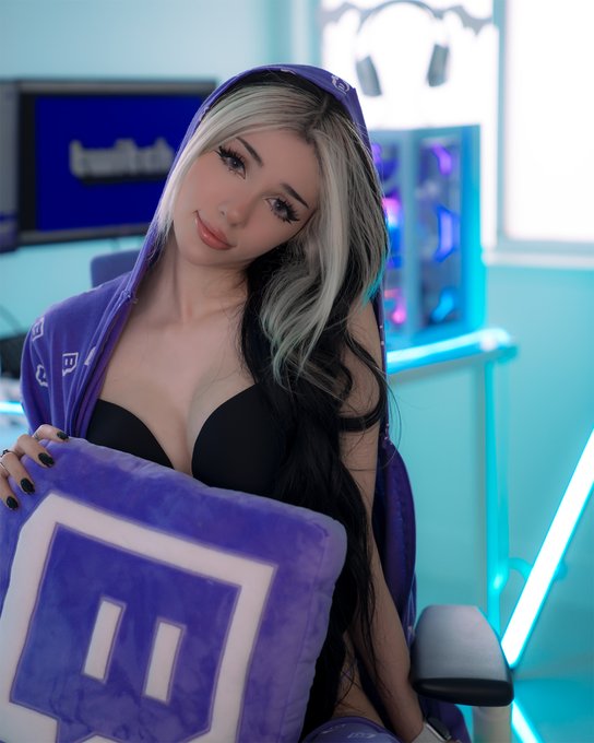 soon....? https://t.co/gihQiffkee