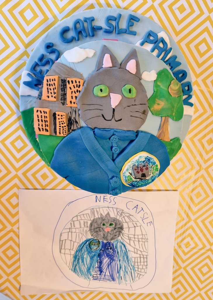 Hunters_cakes's tweet image. Iris' show stopper cake for this year's @NessCastlePS bake off. She didn't win (the competition was fierce!), but she loved turning her vision into a reality...and eating a slice after school of course! #bakeoff #cafeiris #minibaker #cat #CAKE #fundraising