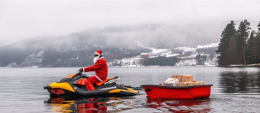 Vous pensiez le  #lac du Père-Noël situé en #Laponie ? Vous avez tout faux !
Le plan d'eau trône dans la province de #Québec au #Canada.

#RobertLaffont #BlackMesa #rentréelittéraire #roman #littérature