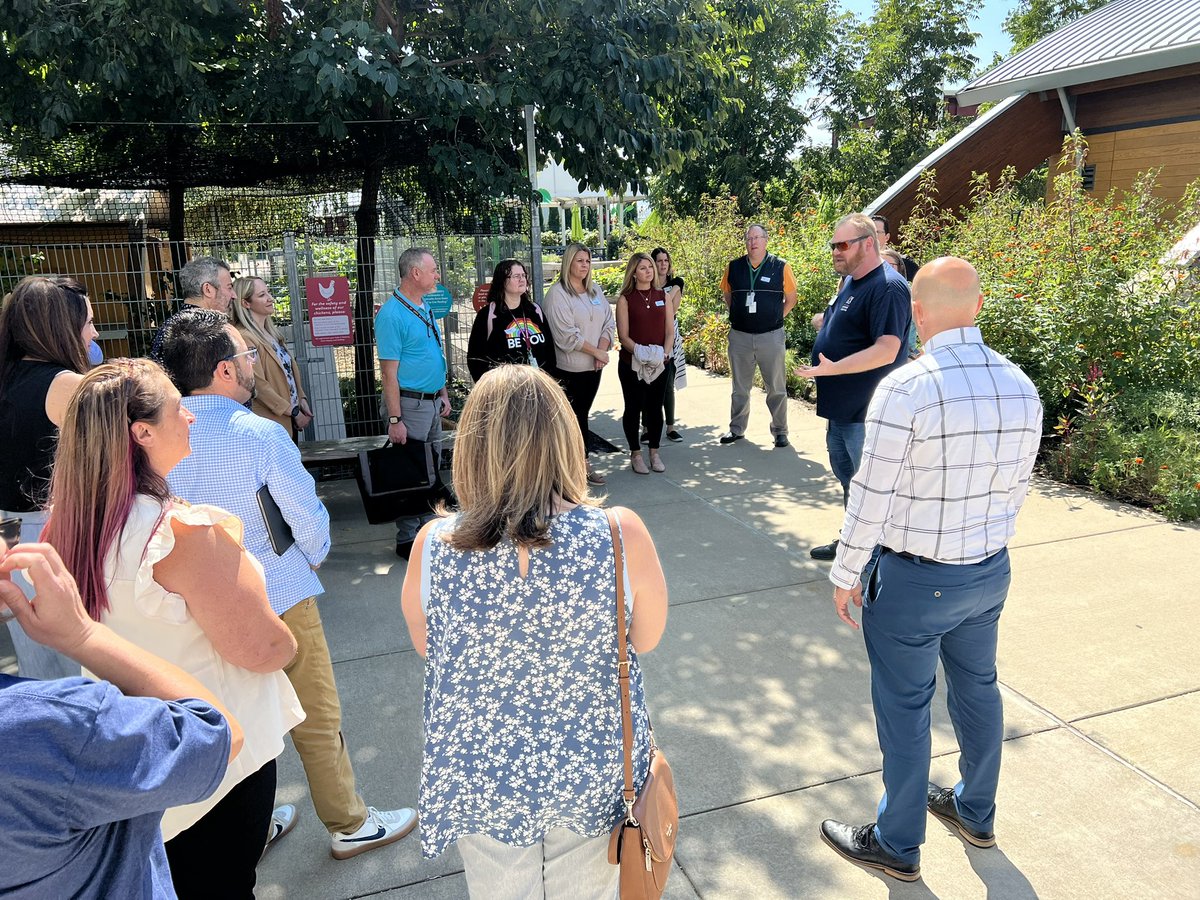 etaofstl's tweet photo. We had a fantastic meeting @STLScienceCtr to kick off the 23-24 school year! We learned about their Esports program and their GROW Pavilion. #edtech #esports #agriculturaltech https://t.co/es7zVK3Rc0