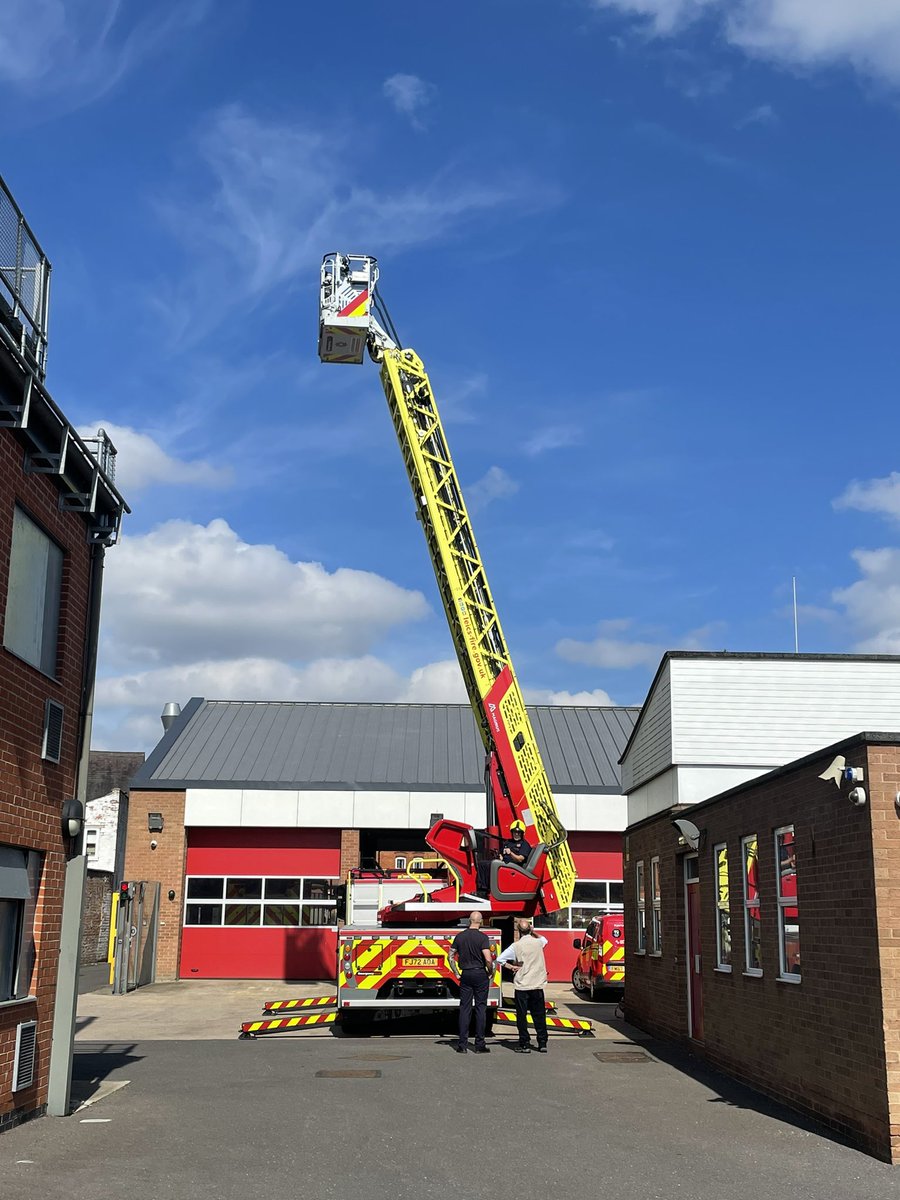 Lovely see everyone at the retired firefighters coffee morning. Thanks to everyone that attended and made it happen! Thanks to Birstall for bringing the Turntable ladder to see the amazing 42m extension!