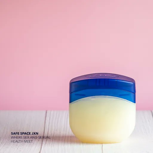 safespacejxn's tweet image. Vaseline is not lube! Petroleum-based products, such as Vaseline, cause condoms to break.

#SafeSpaceJxn #ChangeTheStigma #SexualHealth #LGBTQIAHealth #EndTheStigma #ItsJustSex #lgbtq #jxnMS #Jackson #JacksonMS #JacksonMississippi #sexualhealth #sexeducation #sexpositivity #pride