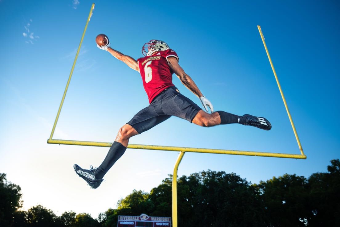 brockmonty6's tweet photo. “Success isn't owned, it's leased. And rent is due
every day.” -J.J. Watt

#GAMEDAY #PAYDAY 

@RHS_WarriorsFB @SENIORITYPHOTO1 https://t.co/88dcrYly6l