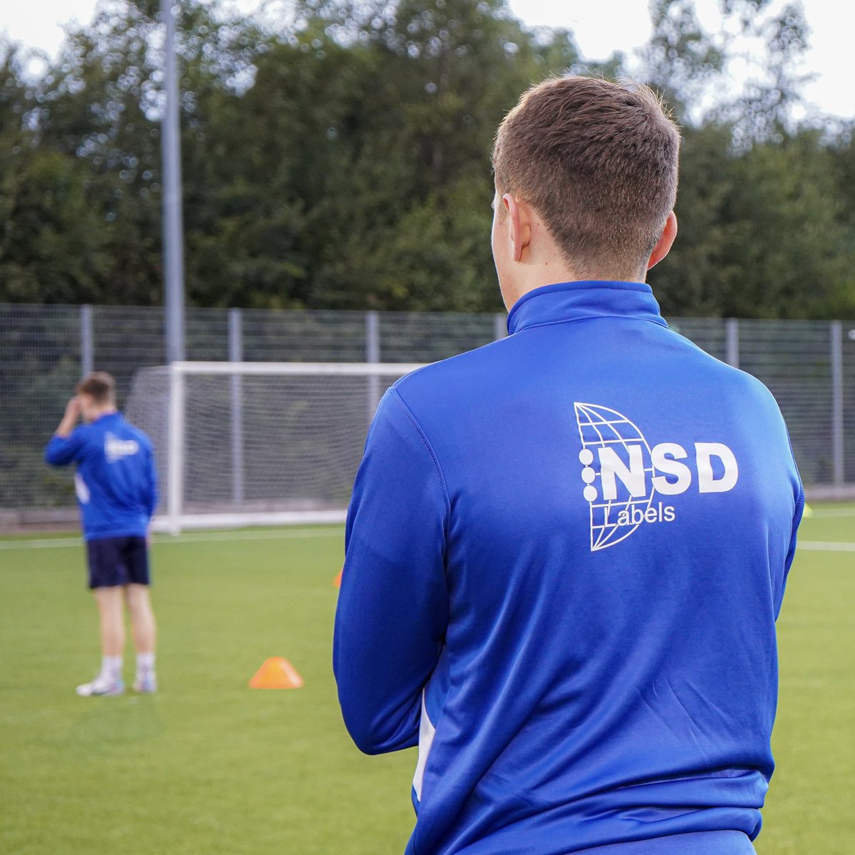 NSDLabels's tweet photo. We are proud to support local football club St Andrews Boys Club, having recently provided brand new match day polo shirts and warm up tops for the players.

Pictured is our Business Development Manager, Graeme Leslie, and the SABC team in their new kit! 👏🏼 ⚽️  #CommunitySupport https://t.co/zsmmZpSpAq