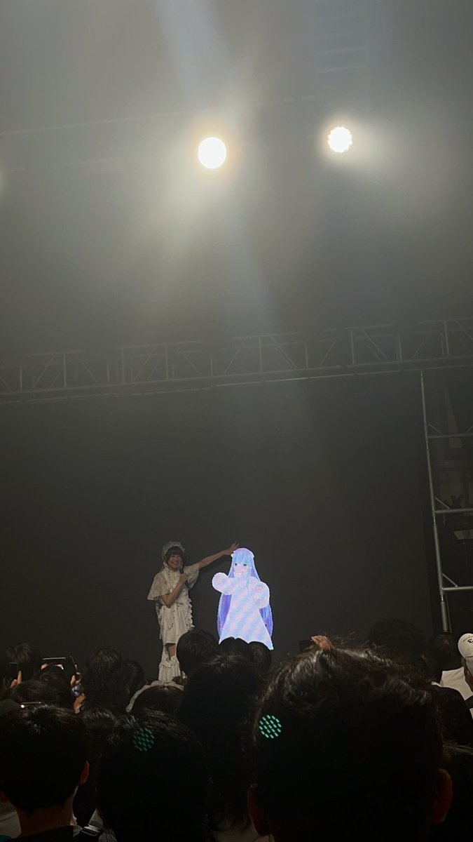 aghsoo's tweet photo. ライブ楽しかった！！
ありがとうございました！
#ひえひえ https://t.co/KxhxbNjQ9N