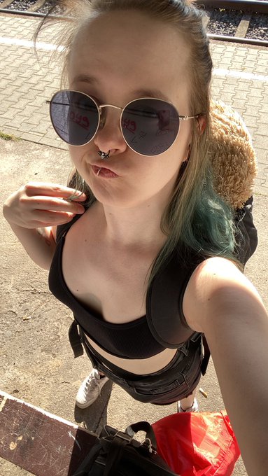 we going to a trip to get som fu.. Dicks xD https://t.co/XzzcWZVd0B<a href="/tag/camgirl"class="tags"><span>#camgirl</span></a><a href="/tag/piercings"class="tags"><span>#piercings</span></a><a href="/tag/cam4"class="tags"><span>#cam4</span></a><a href="/tag/gothgirls"class="tags"><span>#gothgirls</span></a><a href="/tag/tittyth"class="tags"><span>#tittyth</span></a>