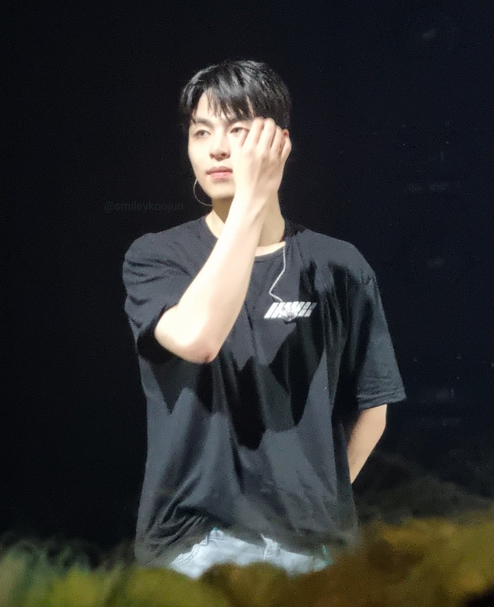 나의 사랑❣️
#iKONIC과_iKON_8주년_우리의PANORAMA