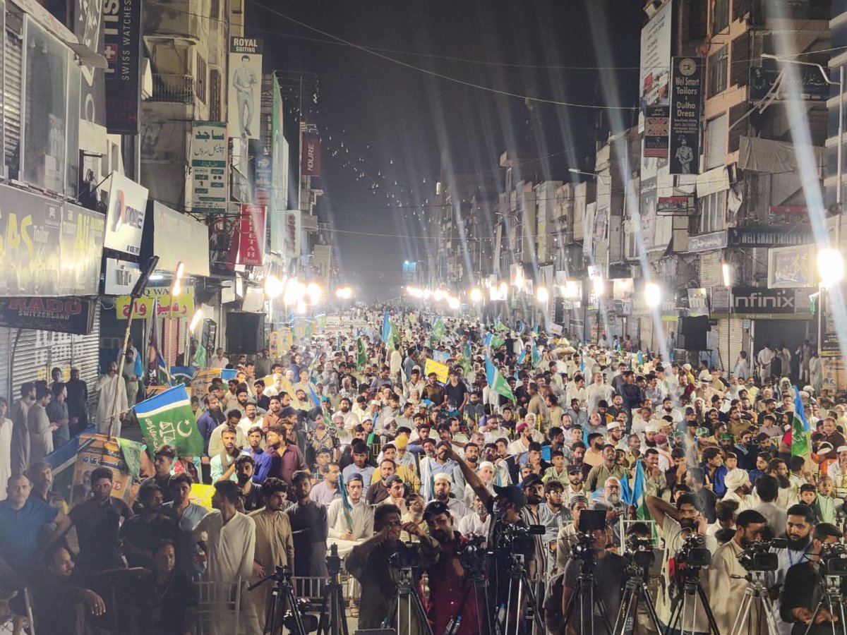 MirBabarMushtaq's tweet photo. Preparations for the Youth Convention are going on in full swing across the country.
#JIPowerShow_Fsd https://t.co/owbgNiqTz1