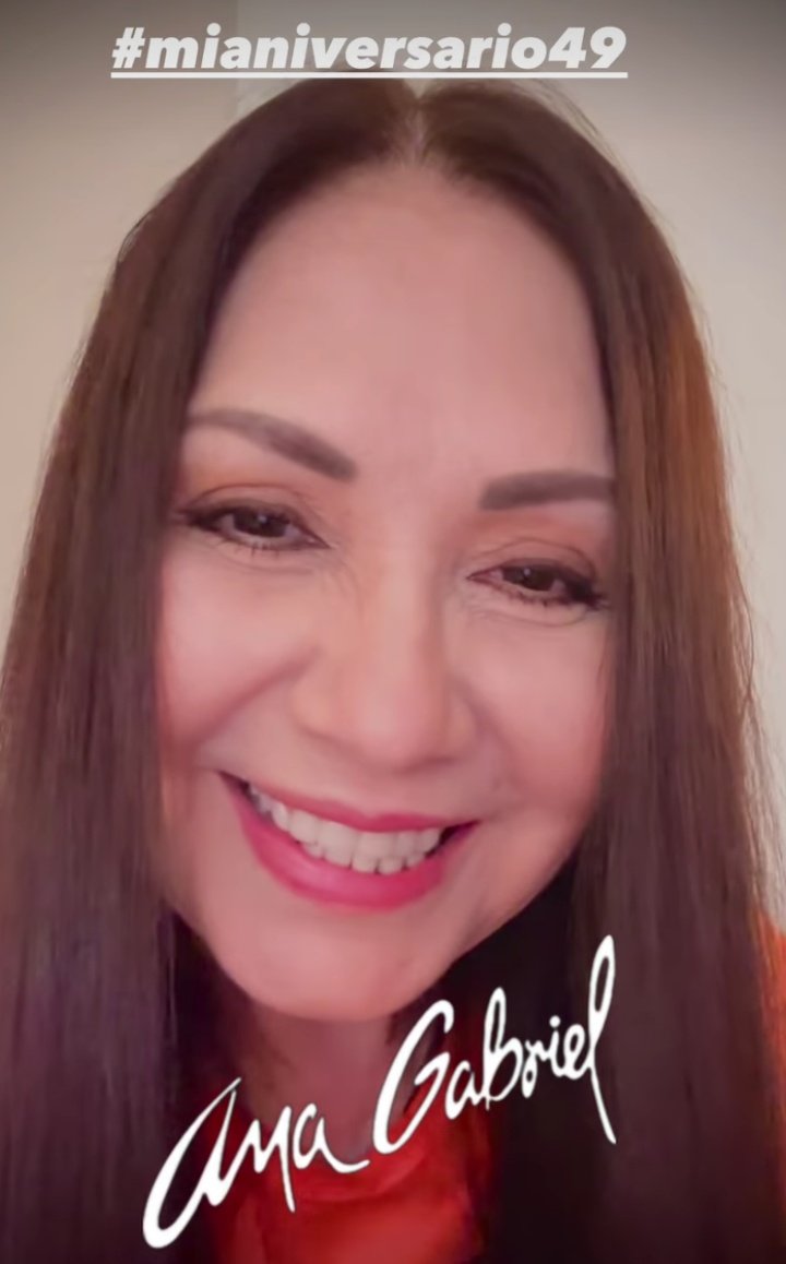 Eveeeee_11's tweet photo. Que hermosaaa!🥺
te amamos @ANAGABRIELRL ❤️
#AnaGabriel49AñosDeMúsica https://t.co/vb9n0Hc4Yn