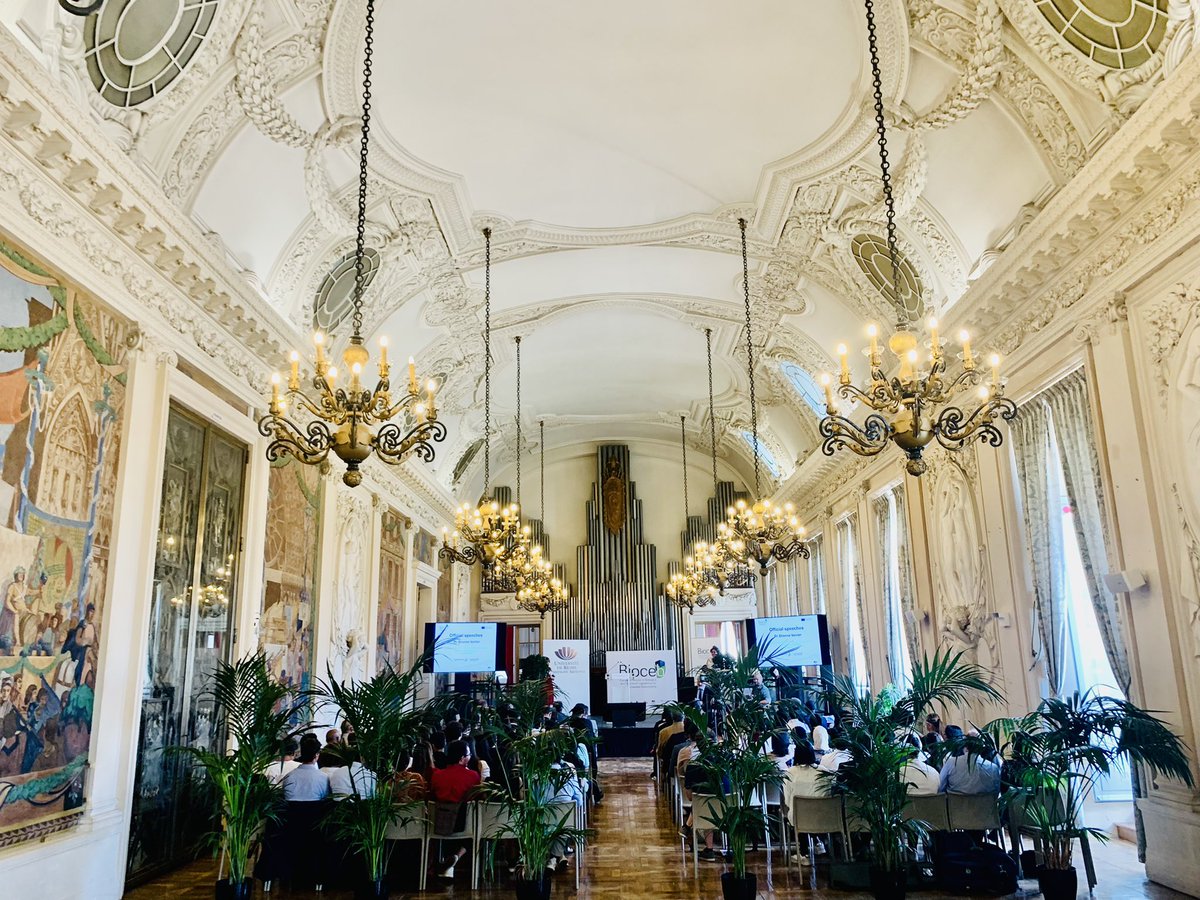 UrcaDri's tweet photo. Ouverture de la cérémonie de remise des diplômes des étudiants du Master #ErasmusMundus #Bioceb , cohorte 21-23 à l’hôtel de ville de #Reims. Félicitations à nos étudiants internationaux ! @universitereims @TallinnTech @AaltoUniversity @UniversiteLiege @AgroParisTech https://t.co/uVZRzwfWLW