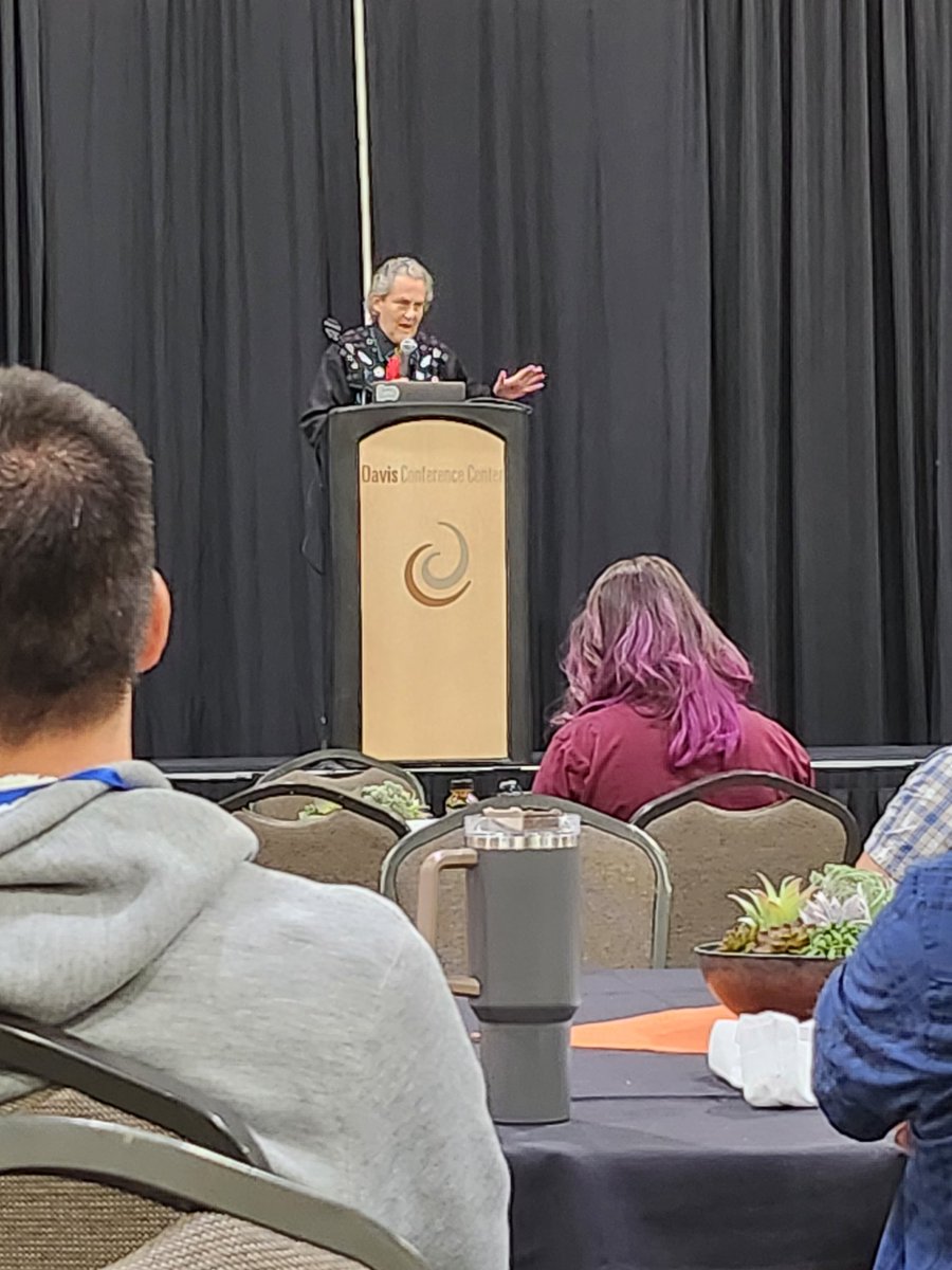 TaunyaJ's tweet photo. I've waited for several years for this amazing keynote speaker! I'm so happy to be here! @DrTempleGrandin #utsta @UtSciTA https://t.co/0JnOBP64LF
