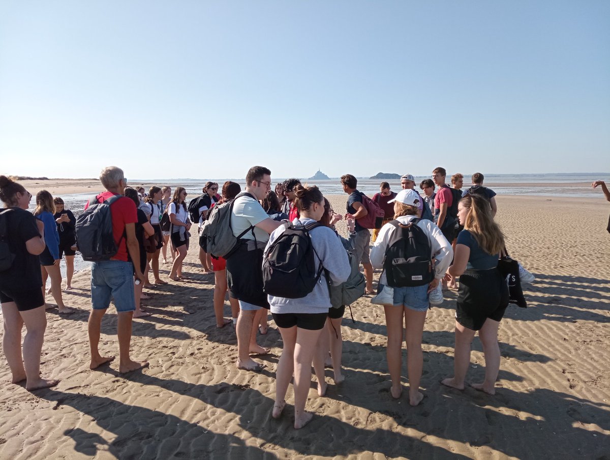 ProfGauchard's tweet photo. Journée d'intégration pour les étudiants et apprentis du BTS Professions Immobilières du lycée Camille Claudel de Caen au Mont Saint-Michel
#BTS #immobilier #Caen #intégration #cohésion #BTSPIM https://t.co/xCLBTO0KXq