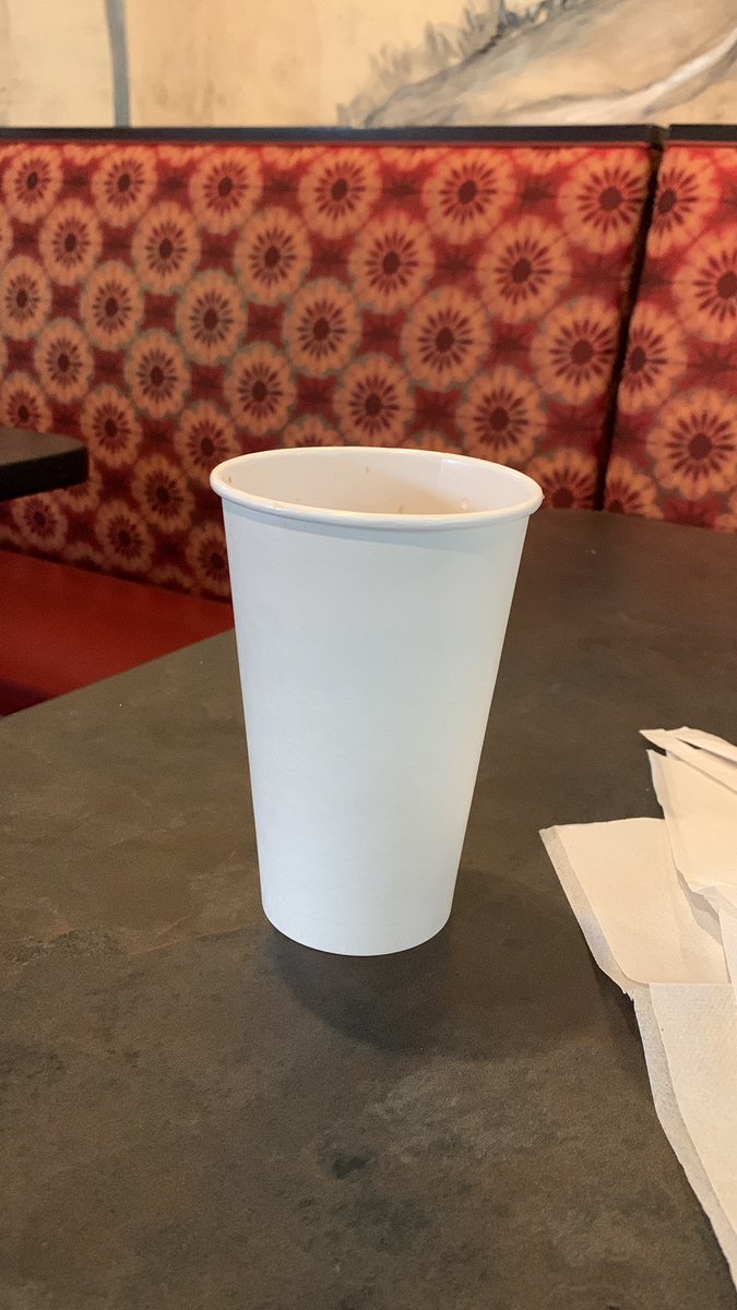 mamenmalva's tweet photo. @pilaremontes Mi cofee americano 🤣🤣🤣 https://t.co/apMKDZcVtW