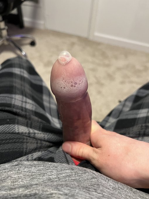 Pro Tip: Dry condoms can be super useful for catching pre! https://t.co/ISD2pns93t<a href="/tag/panties"class="tags"><span>#panties</span></a>