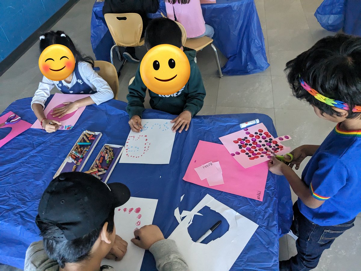 MsThorogood's tweet photo. For International Dot Day today, grade 2s participated in making their own dot inspired art. How will you make your mark, or IMPACT on the world?! @DesmondHDSB #thisismewhatisyourimpact https://t.co/CreS0lcAqI