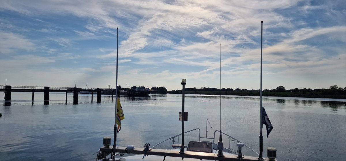 En we zijn maar weer eens weg!
#WeekendVibes #bootjevaren <a href="/VisserAd/">Ad van Mechelen</a>