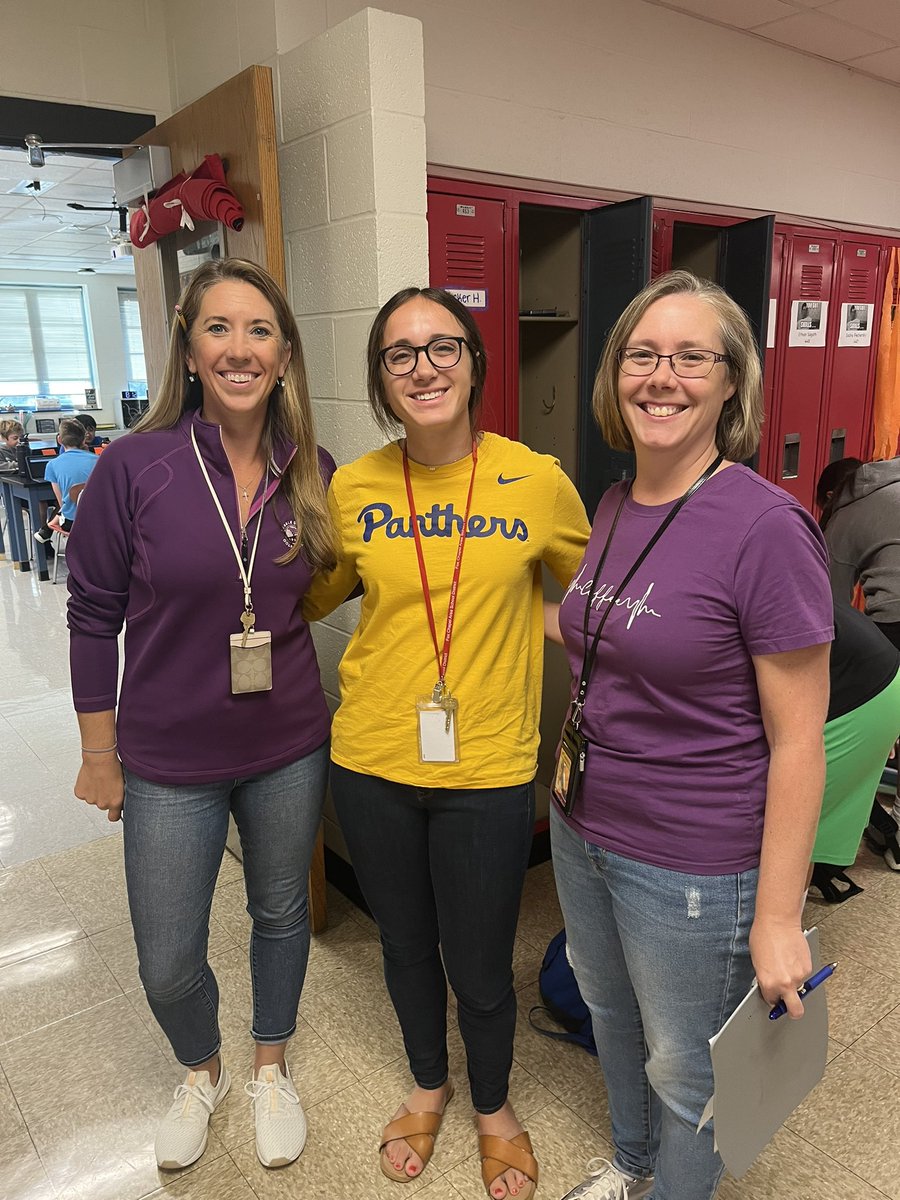 LauraMiller113's tweet image. On this #FCProud Friday, we wear 💜💛 to show our support of #masonstrong #2strong @FCASD