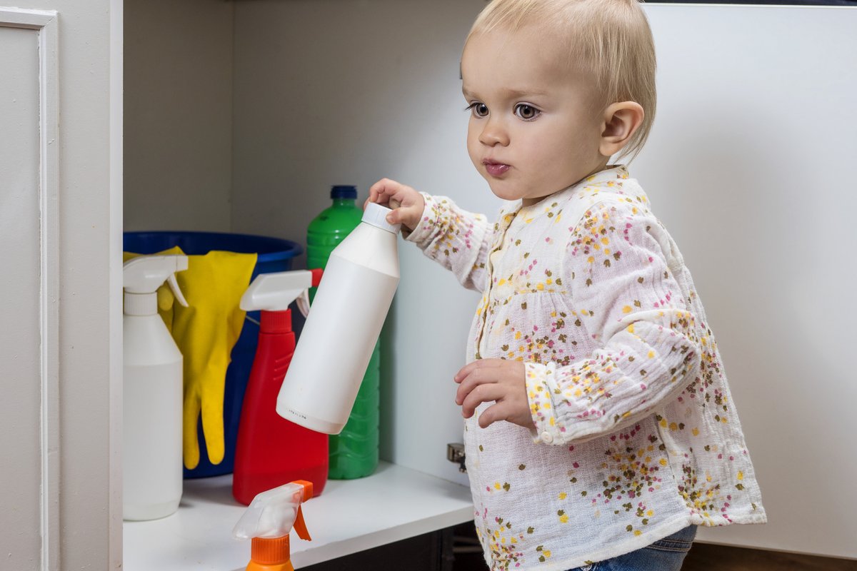 Cosmetics and personal care products are the most frequently implicated substances in pediatric poison exposures, followed by cleaning products. Keep your little ones safe by keeping toxic household items out of reach. Read this blog to learn more: mutualbenefitgroup.com/insurance-101/…