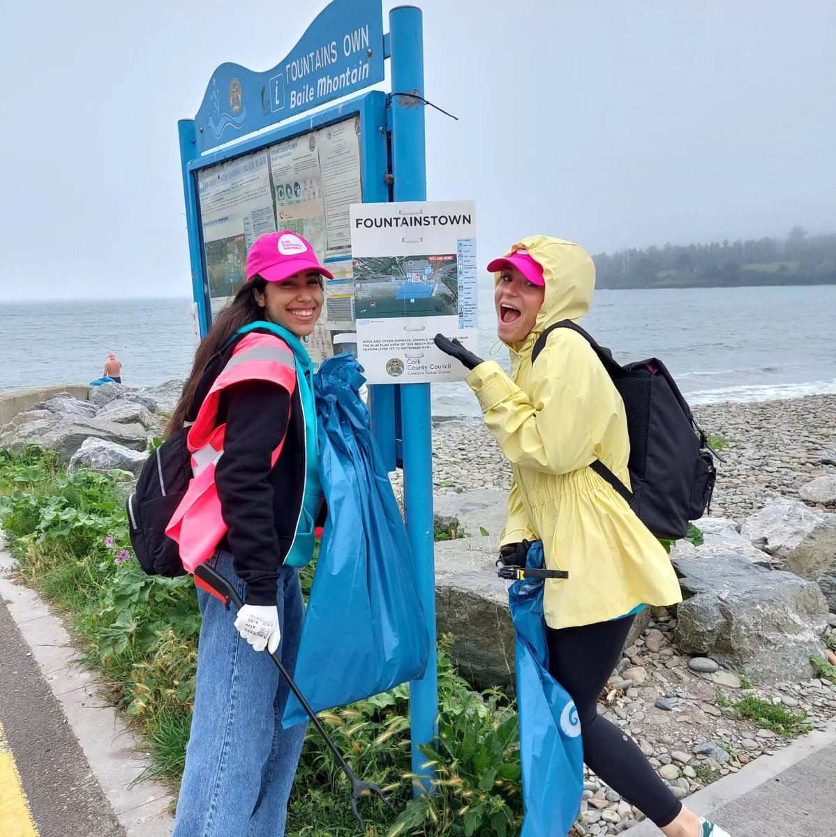 Clean Coasts (@cleancoasts) on Twitter photo A big shout out to the #CleanCoasts volunteers who came together for a #BigBeachClean23 at Fountainstown Beach! What a fantastic day🌊Thanks for doing your bit to protect our coast!
<a href="/cullyandsully/">Cully & Sully</a> <a href="/NationalSpringC/">NationalSpringClean</a> <a href="/corkvolunteerce/">corkvolunteercentre</a> A big shout out to the #CleanCoasts volunteers who came together for a #BigBeachClean23 at Fountainstown Beach! What a fantastic day🌊Thanks for doing your bit to protect our coast!
<a href="/cullyandsully/">Cully & Sully</a> <a href="/NationalSpringC/">NationalSpringClean</a> <a href="/corkvolunteerce/">corkvolunteercentre</a>