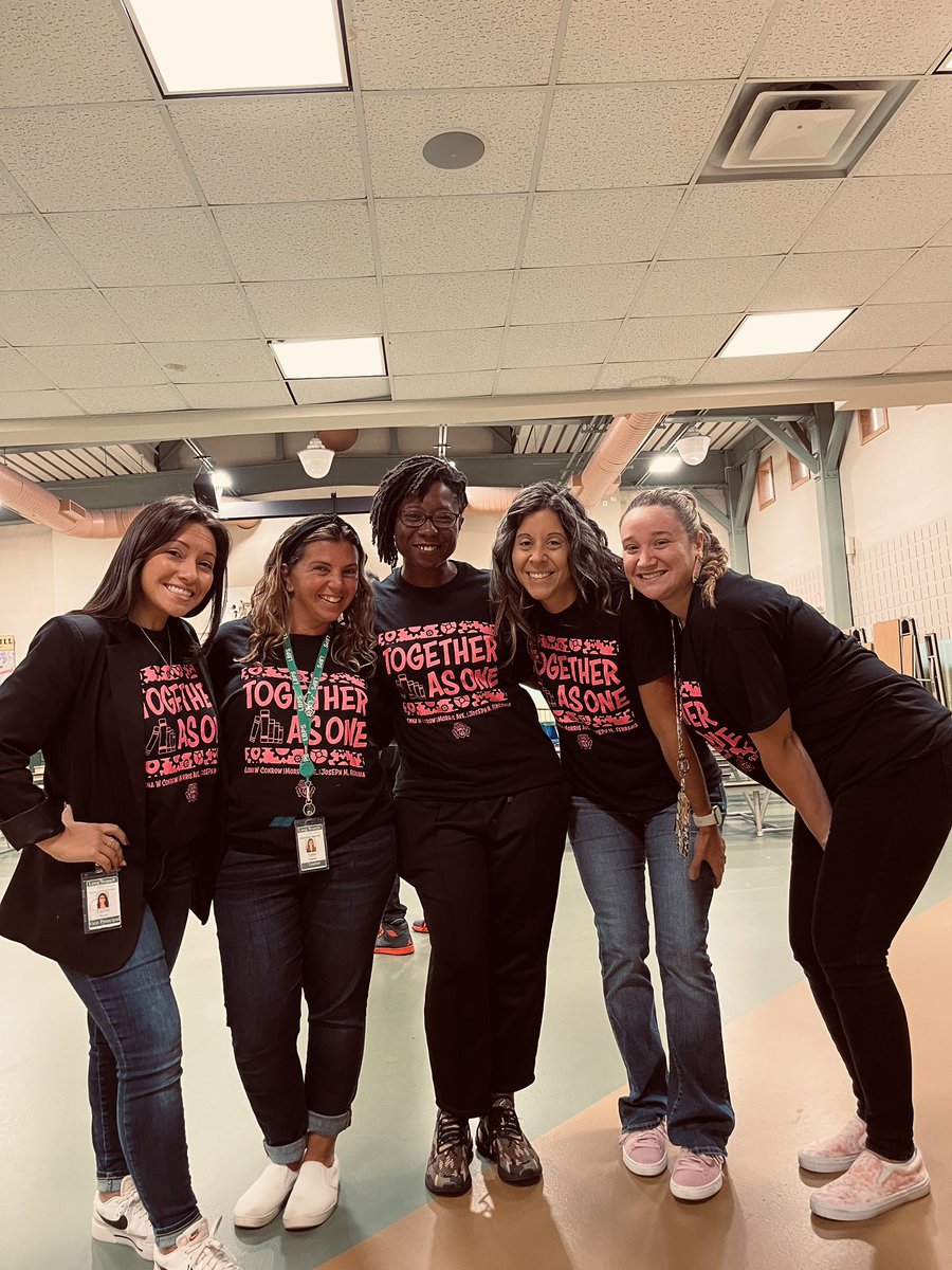 LaurenToffel's tweet photo. Looking forward to a great school year! #jmfeclc #TogetherWeCan @MrsCarrollLBPS https://t.co/GMBbtqTxQu