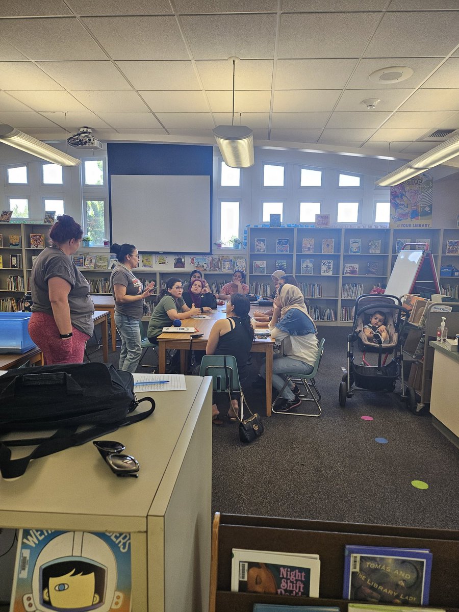 glover_do's tweet photo. Parent University (arabic) at @ChaseTigers  with @hope647075  @LamaNAcommunity 
@FACETeam6
@CandlerSandra
Thank you so much for inviting me https://t.co/oYRIncTZfb