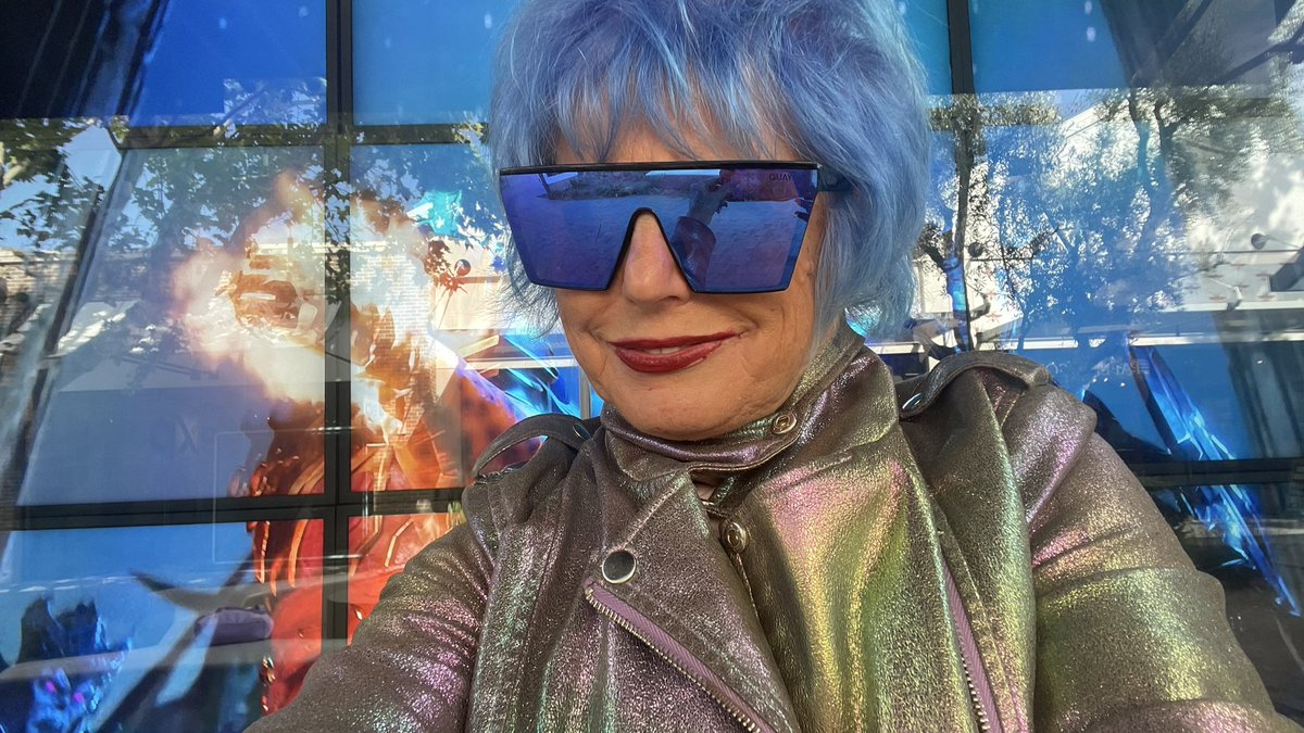 LadyRocketSpace's tweet photo. Thank you @EEdster59 for #SpaceFerrari Space Asset NFT - as on @CopernicSpace.
And the donation to @LadyRocketSpace private collection I will be displaying during pop up #MoonFerrari
@LadyRocketFund at Oscars Museum!
Ferrari is already on #TheMars,The Red Planet !
now we have the way #ToTheMoon. Evevt at Oscars Museum also in anticipation of #EnzoFerrari Film with Adam Driver @dailyadamdriver.
All while we celebrate @SpaceForest2 launch with @CopernicSpace Space Assets on Sept.19