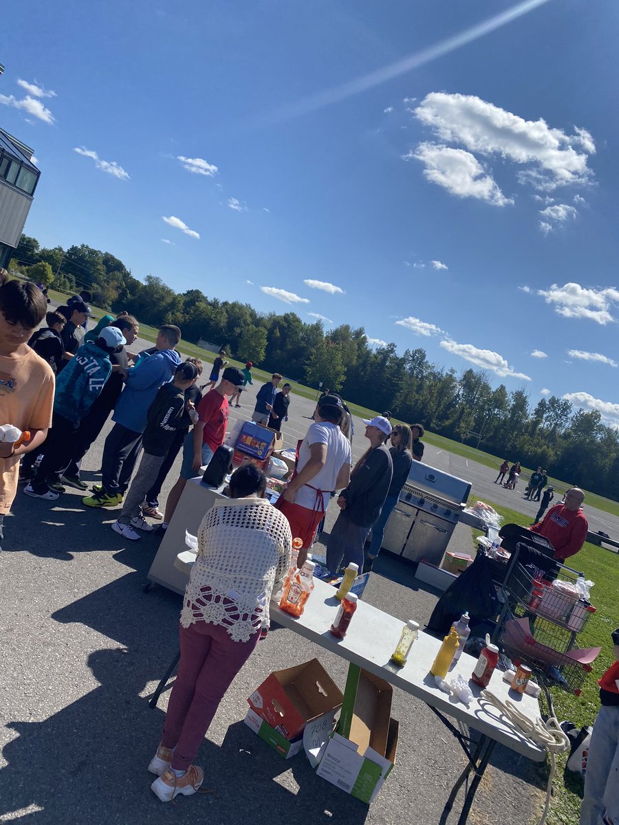 Holly MacInnis (@hmac11) on Twitter photo Beautiful day for a bbq <a href="/StMarkOCSB/">St. Mark High School</a> ! The student council, peer helpers, and core leaders did a great job running grade 7 survivor day!! Beautiful day for a bbq <a href="/StMarkOCSB/">St. Mark High School</a> ! The student council, peer helpers, and core leaders did a great job running grade 7 survivor day!!