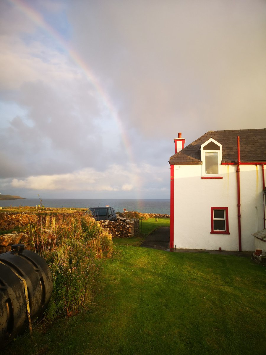 Here's hoping the @bordanoostlodge pot of gold is a MEGA Yank or Sibe.... 🙏🍀🤞🌈