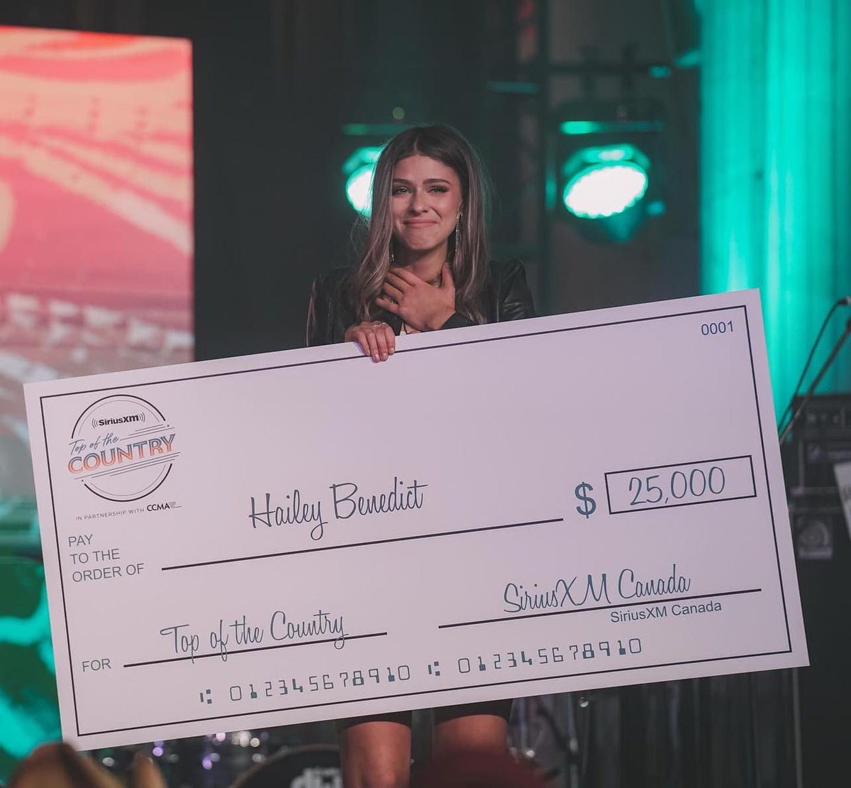 thatsmehaileyb's tweet photo. What an honour to be named this year’s @siriusxmcanada Top of The Country Winner.  This entire program has been an incredible experience from start to finish. Thank you so much to SiriusXM, @CCMAofficial @prsguitars &amp; to everyone who made this possible. https://t.co/hzHpBgjTdJ