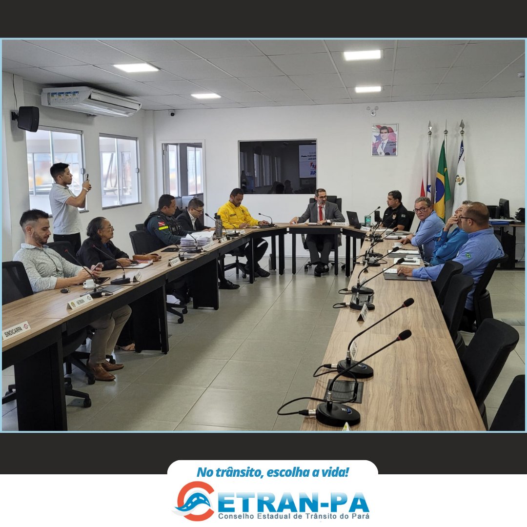 CetranPara's tweet photo. ✔ CETRAN REALIZA SUA REUNIÃO ORDINÁRIA EM SETEMBRO DE 2023.

Fonte: CETRAN | Secretaria Executiva - 15/09/2023, 13:50.

👉 "No trânsito, escolha a vida." 🚦🚧🚨

#segup #cetran https://t.co/yZQlL1dyPB
