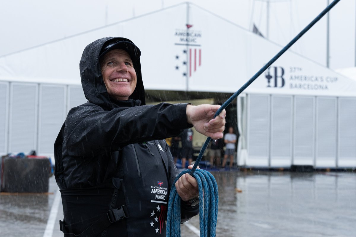 AmerMagicTeam's tweet photo. The Rain in Spain…
A Stormy Start: Weather Forces Postponement on Day One of America's Cup Preliminary Regatta.
https://t.co/6tkznP9vMI https://t.co/FPyzTSAOMK