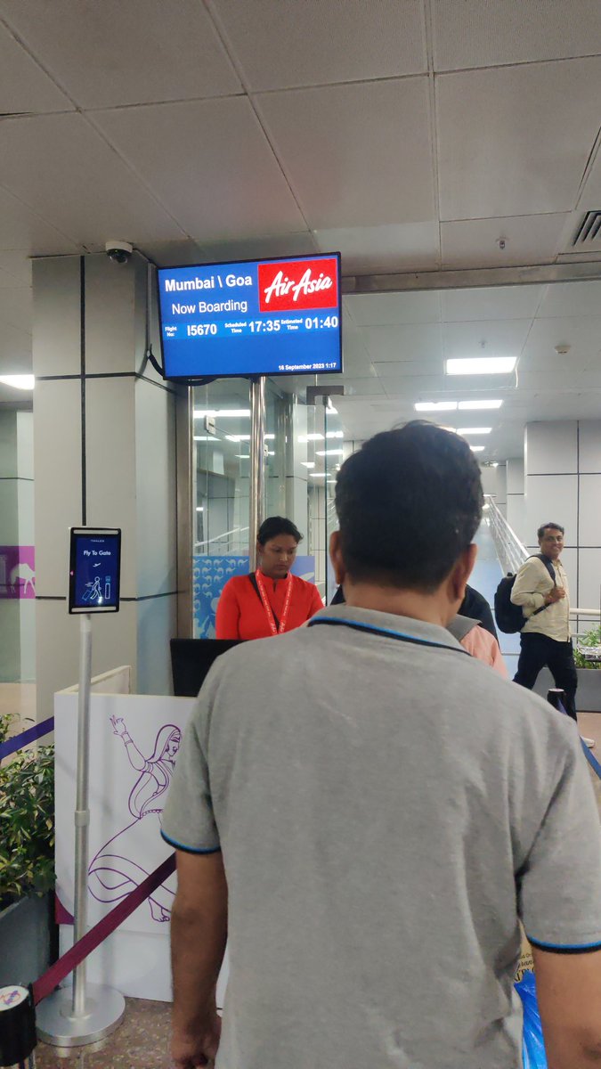 VIVEKMANE2's tweet photo. Never take #airasia #pathetic
Complete loot !
@DGCAIndia @AirIndiaX https://t.co/RDEp1HJ9p0