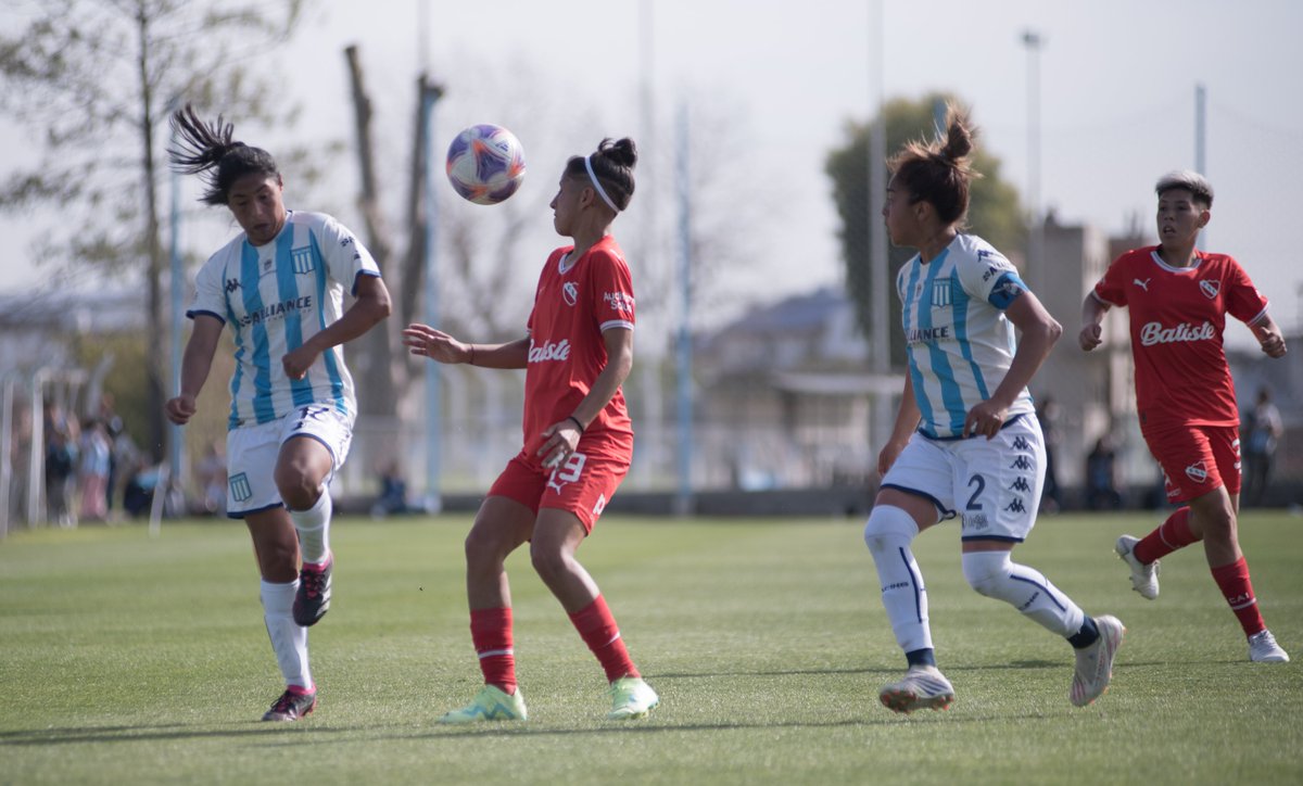 🔚 Final del partido para las Diablas

Racing 3 – 1 #Independiente

⚽ M. Pereyra
