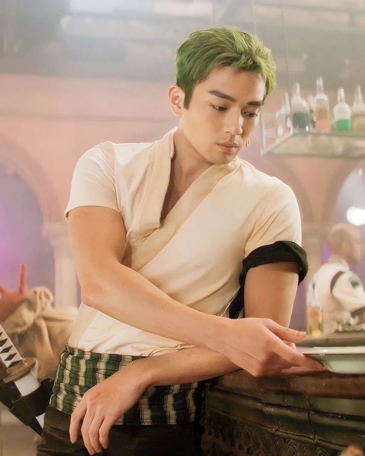 bighopenat1's tweet photo. Guys you have no idea. I need him so bad. 😩

#ONEPIECE #OnePieceNetflix #zorororonoa #OPLA #Mackenyu #zoroliveaction https://t.co/abT0w05Mpi