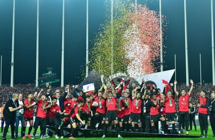 hello_algeriaa's tweet image. WE ARE THE CHAMPIONS  🏆
Congratulations @USMAofficiel
👏👏
#Allezlesrouges 🔴⚫💪
#ASCUSMA
#اتحاد_العاصمة 
#USMA