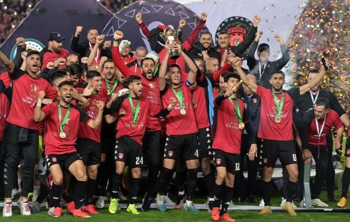 hello_algeriaa's tweet image. WE ARE THE CHAMPIONS  🏆
Congratulations @USMAofficiel
👏👏
#Allezlesrouges 🔴⚫💪
#ASCUSMA
#اتحاد_العاصمة 
#USMA